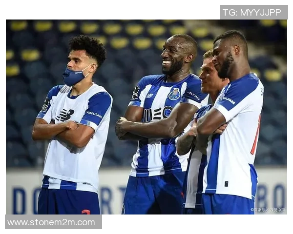 英超精彩对决波尔图大胜本菲卡神扑瞬间引发全场热烈欢呼