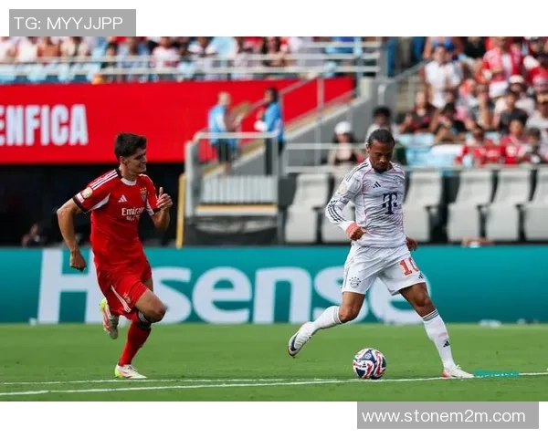 德甲激战：本菲卡凭借红牌争议以1-0战胜皇马精彩集锦回顾