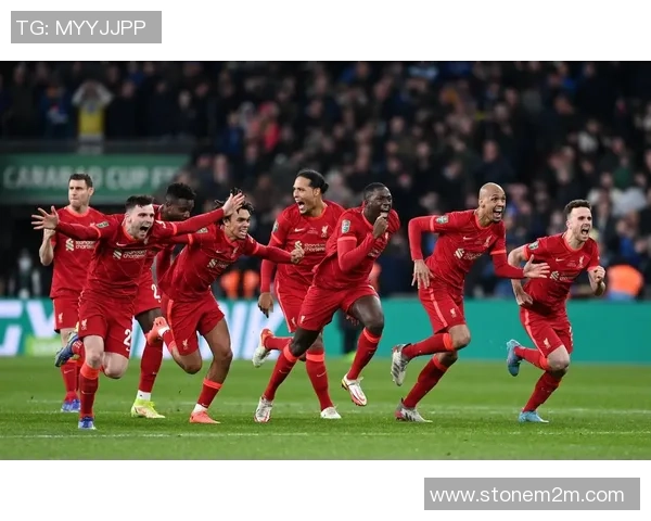 欧联杯精彩对决里昂大胜利物浦点球大战引发全场热烈反响