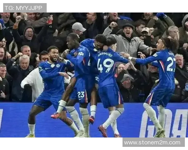 中超精彩对决巴萨与切尔西战成平局转会传闻引发热议