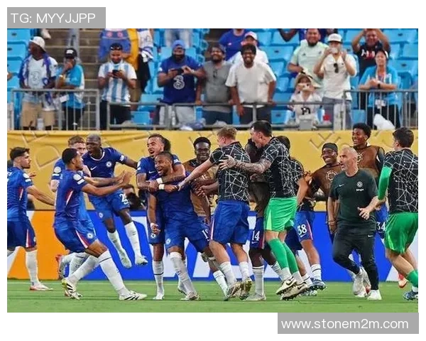 欧冠激战：利物浦大胜切尔西6-2赛场瞬间引发转会热议