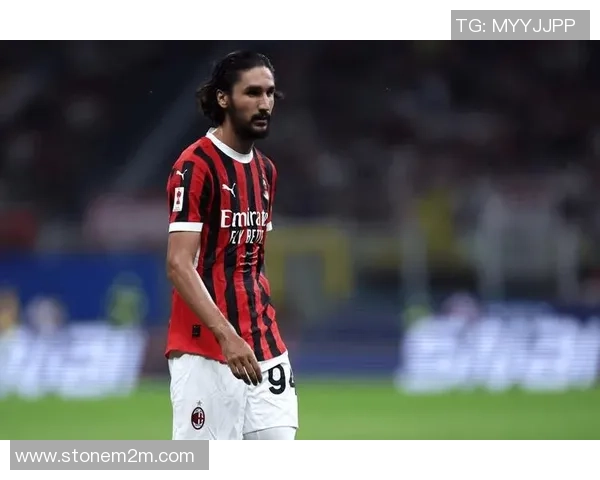 西甲赛场惊现冷门AC米兰大胜切尔西引发转会热议