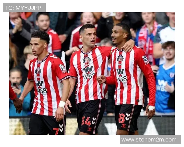 曼联与热刺友谊赛激战四三乌龙球成比赛转折点战术分析 曼联与热刺友谊赛激战四三乌龙球成比赛转折点战术分析