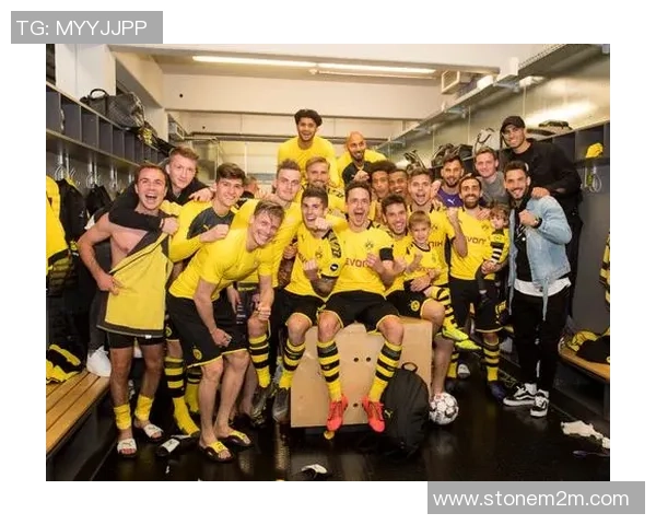 德甲激战尤文图斯大胜多特蒙德引发转会风波与球迷热议