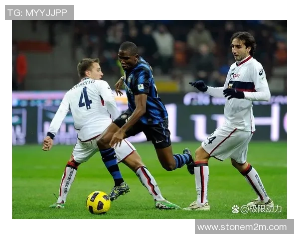 英超经典对决AC米兰与巴萨0比0平局红牌事件引发全场热议