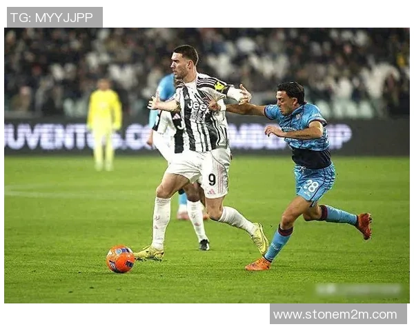 德甲激战尤文图斯与曼城握手言和帽子戏法引发全场狂欢