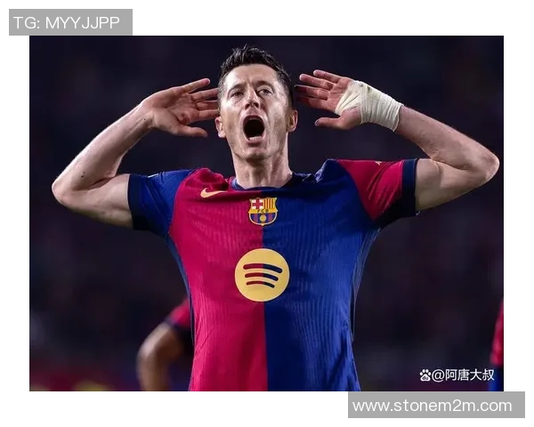 西甲焦点战那不勒斯与巴萨激战成平局乌龙球瞬间引发全场热议